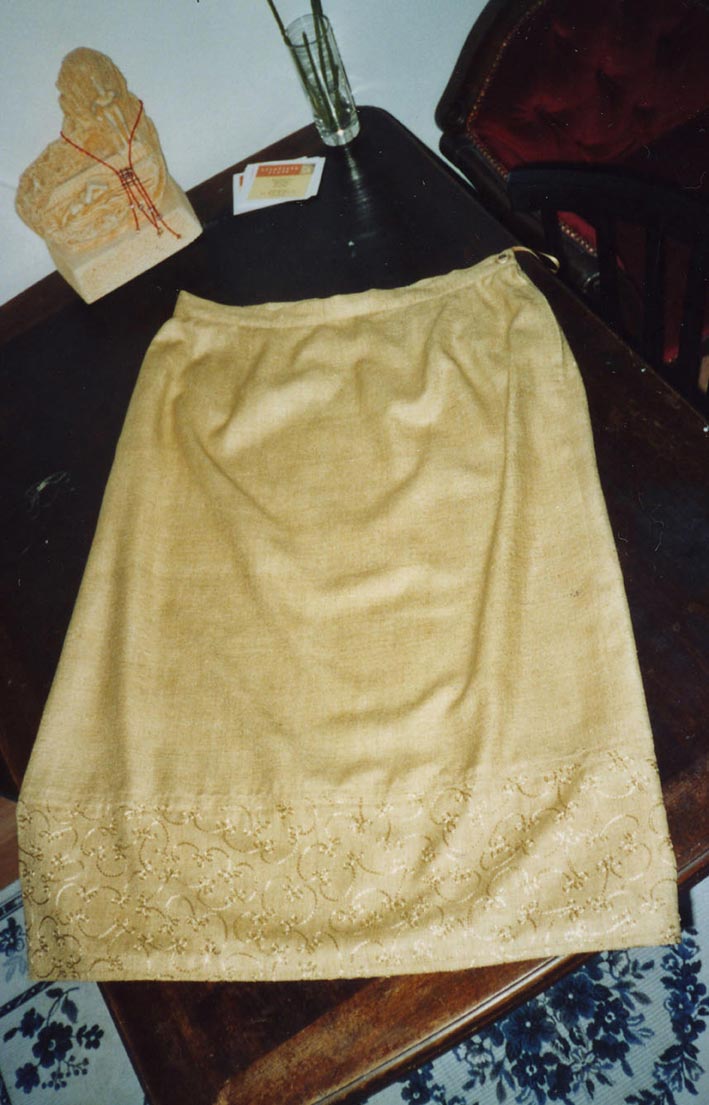 raw_silk_skirt