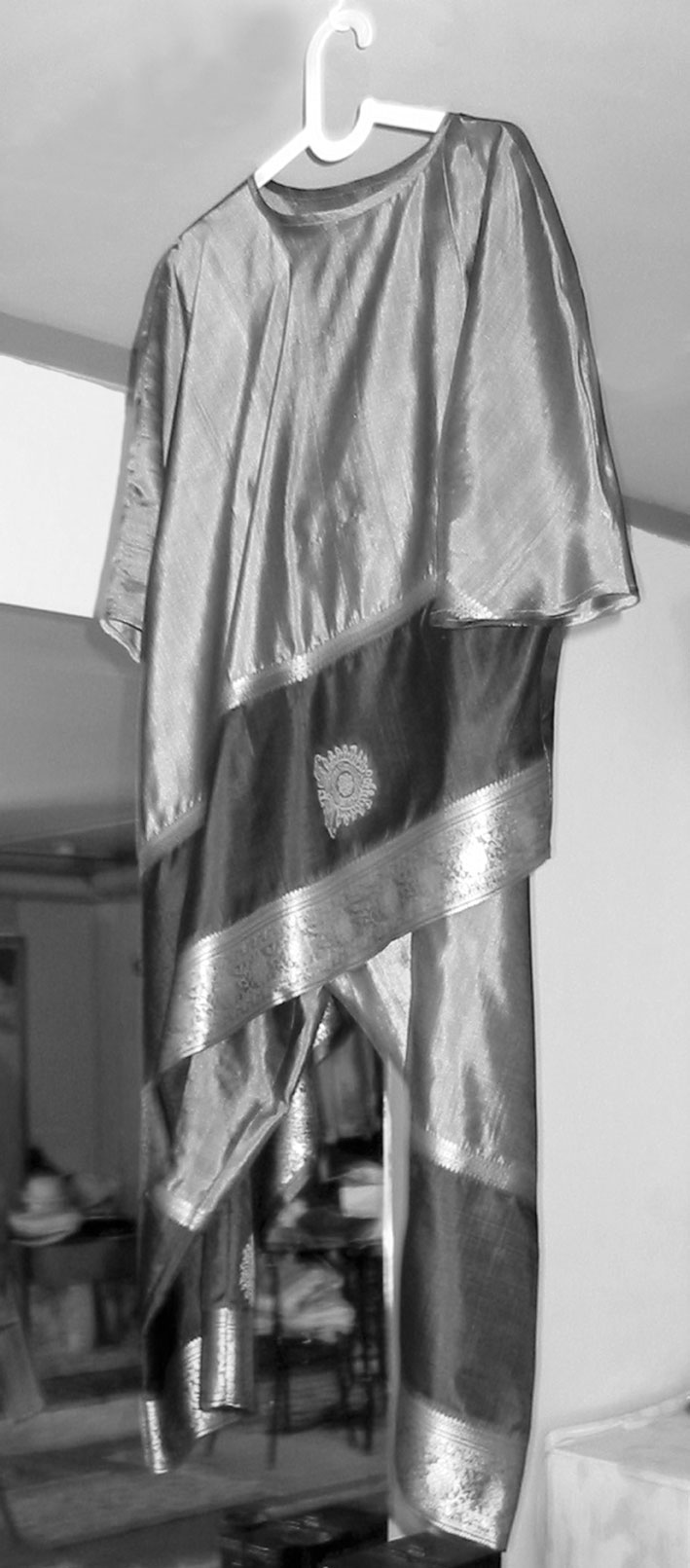 white_black_version